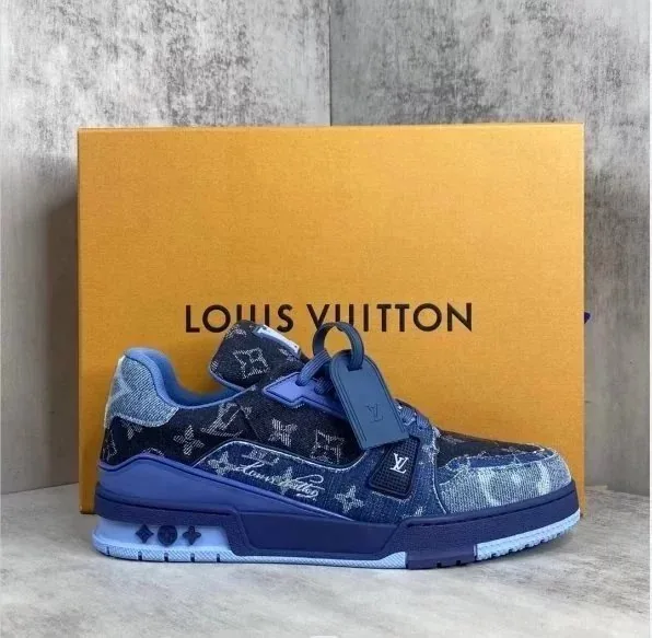 Louis Vuitton LV Trainer Beige Trainers — QC