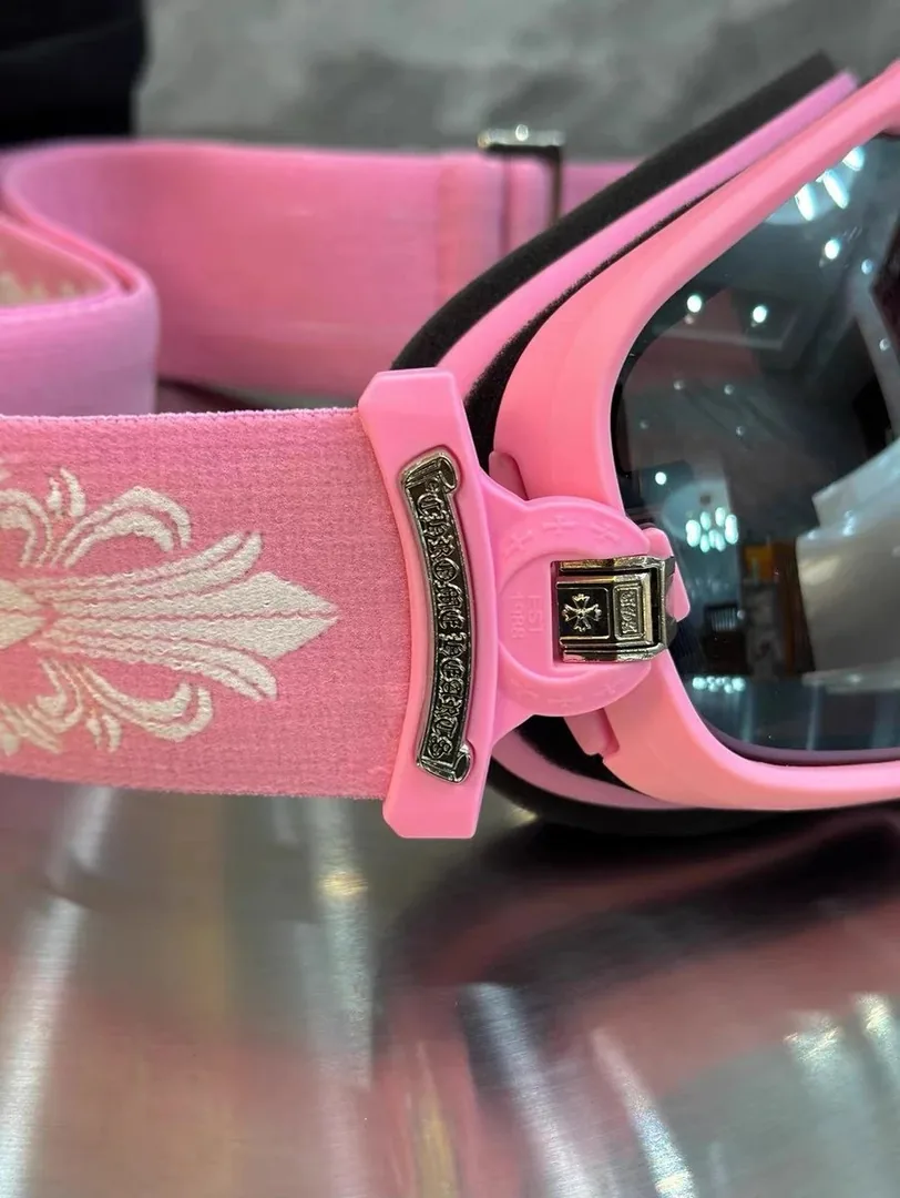 Goggles — QC