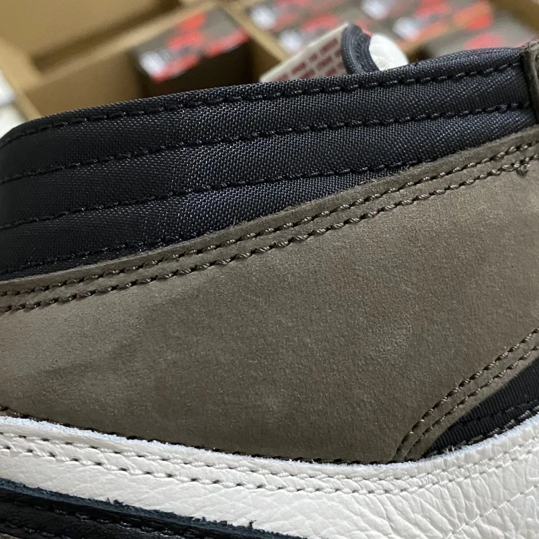 Travis Scott Air Jordan 1 High — QC