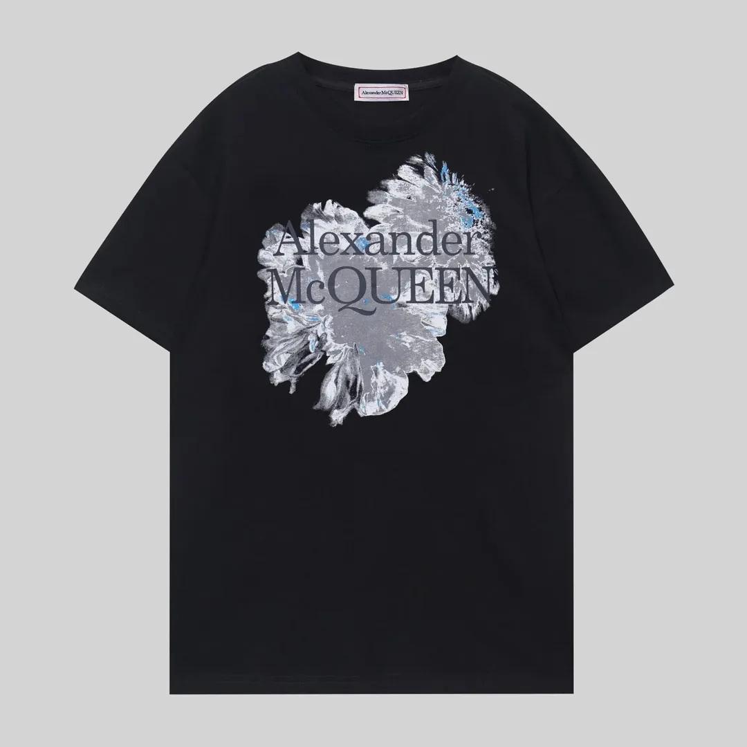 Letter Graffiti Print T-Shirt — QC