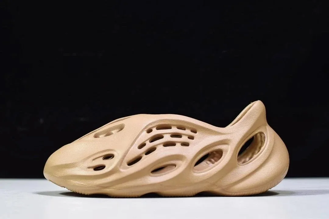 Sandals — QC