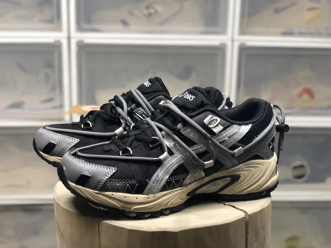 Asics Gel-Kahana Camo Trail Runners — Photo 10