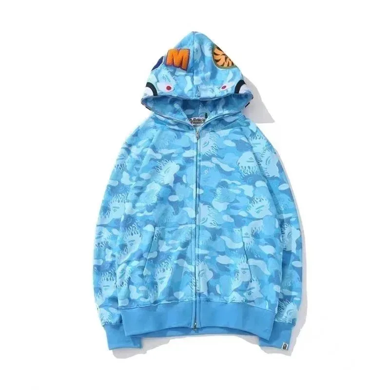 Pullover Hoodie — Photo 5
