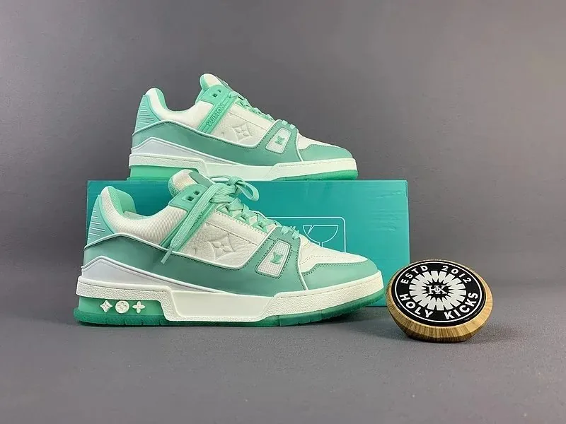 Louis Vuitton LV Trainer White Daily Trainers — Photo 11