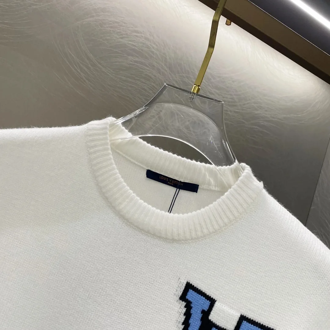 Clover Sleeve Logo Knit Crewneck Sweater — QC