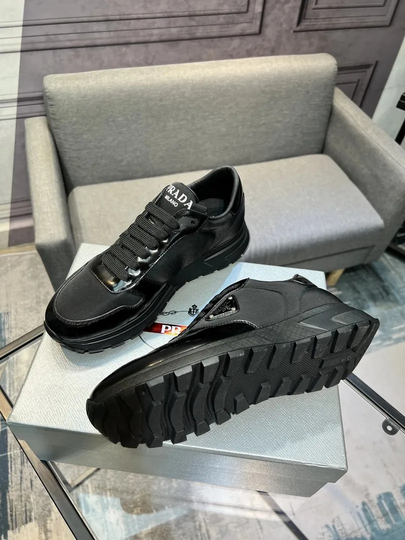 Prada Gucci Leather Nylon Lace-Up Sneakers — QC
