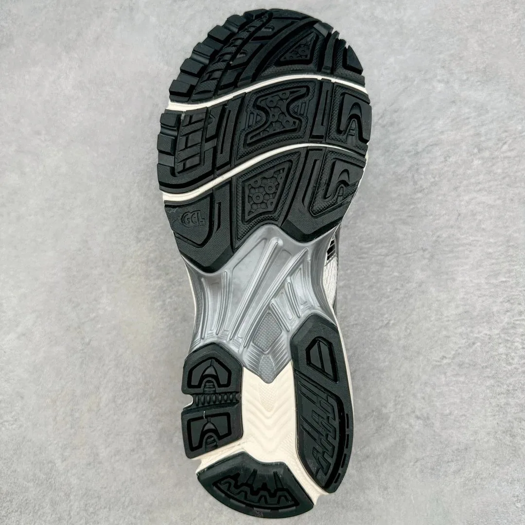 New Balance JJJJound Sneakers — QC
