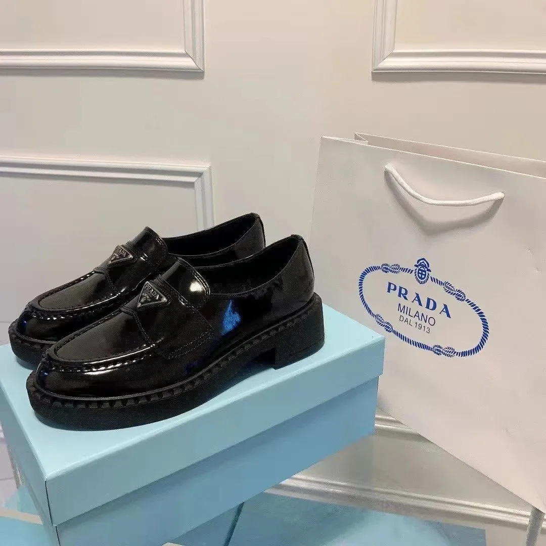 Prada Monolith White Black Leather Sneakers — photo 9
