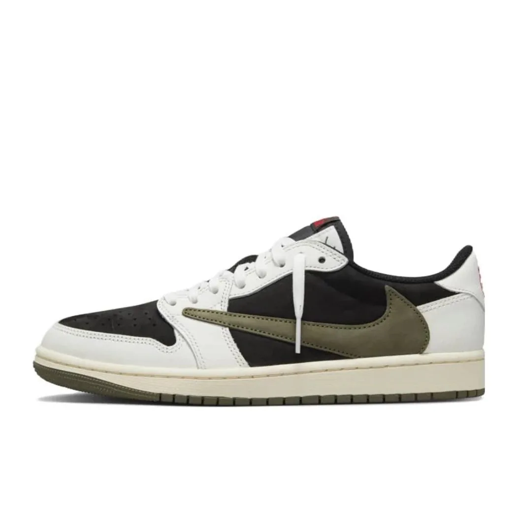 Air Jordan 1 Low Sneakers — Photo 9