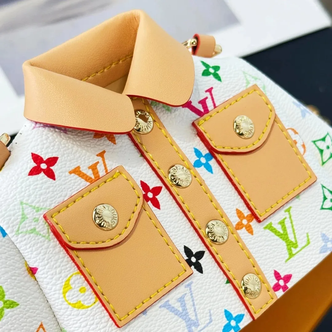 Mini Crossbody Earphone Pouch — photo 7