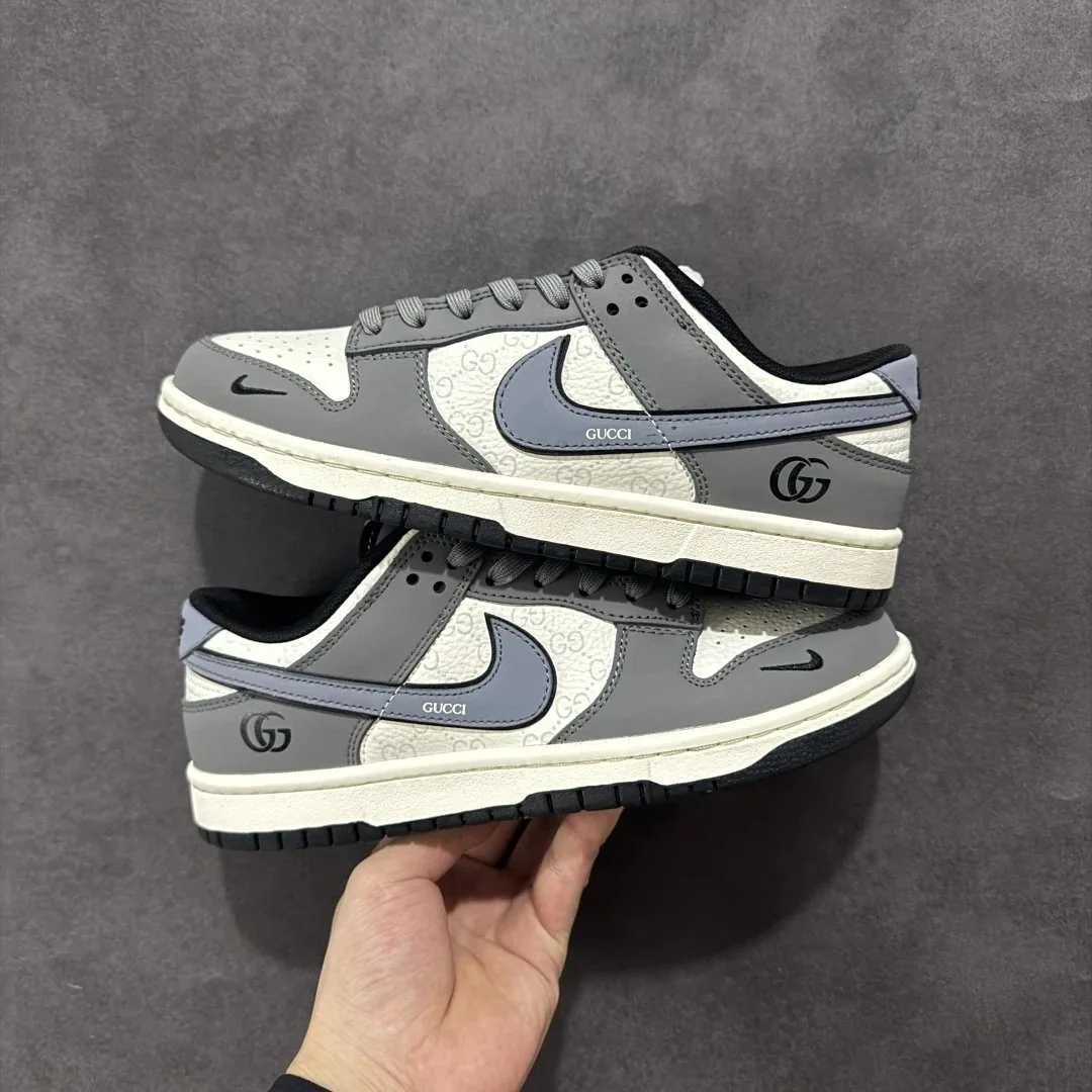 Nike Dunk Low Gucci Collab Top Sneakers — Photo 13