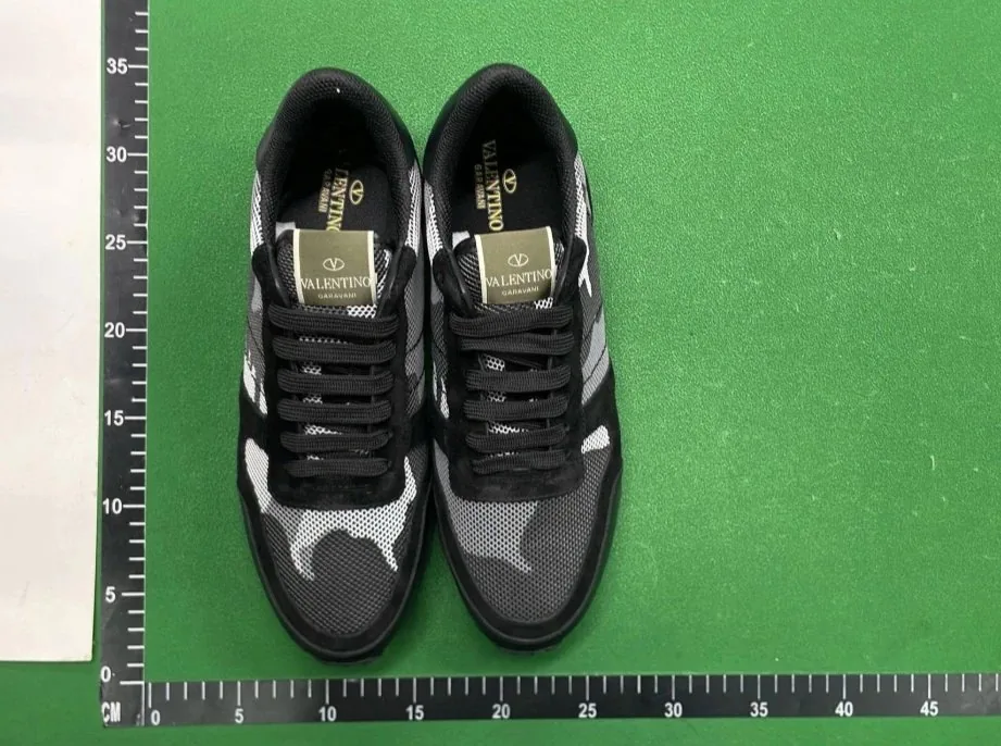 Valentino Rockrunner Black Sneakers — Photo 12