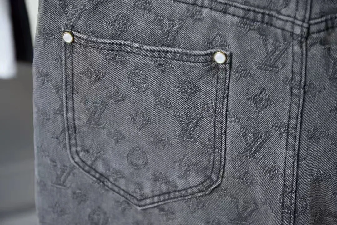 Fabric Detail Shorts — Photo 6