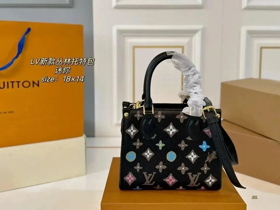 Tote Bag — Photo 8