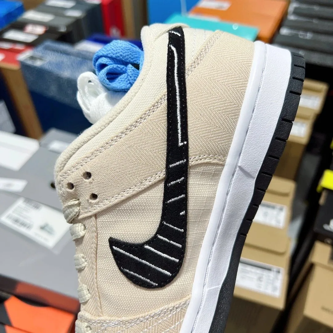 Nike Dunk Low SB Pearl White Velcro Sneakers — Photo 9