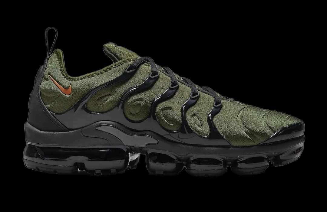 Nike Air Max Plus Runners — QC