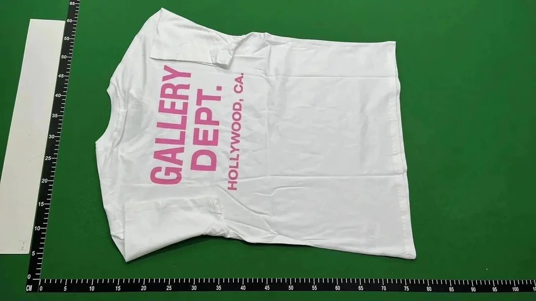 Gallery Dept Boxing Gloves Logo T-Shirt — photo 9