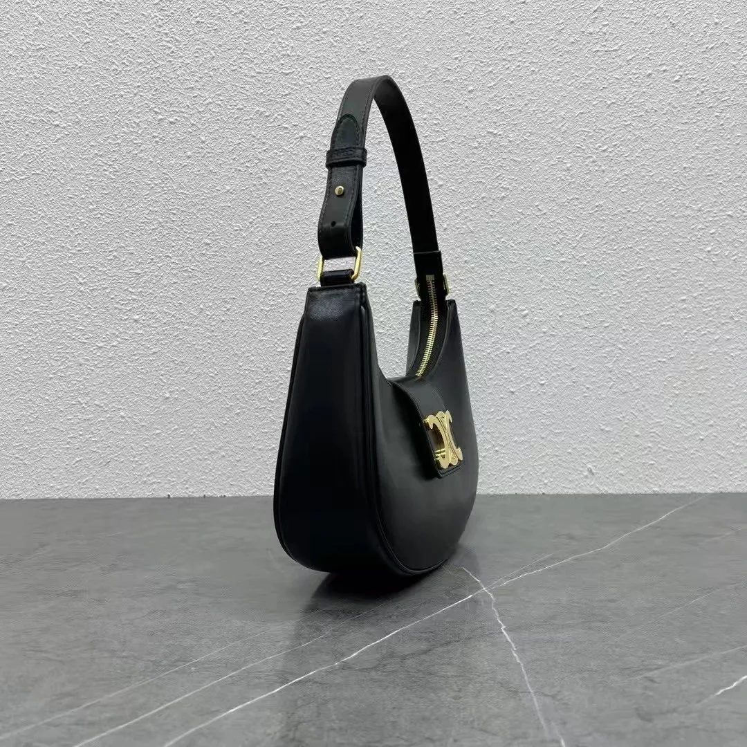 Chanel Leather Handbag — photo 2