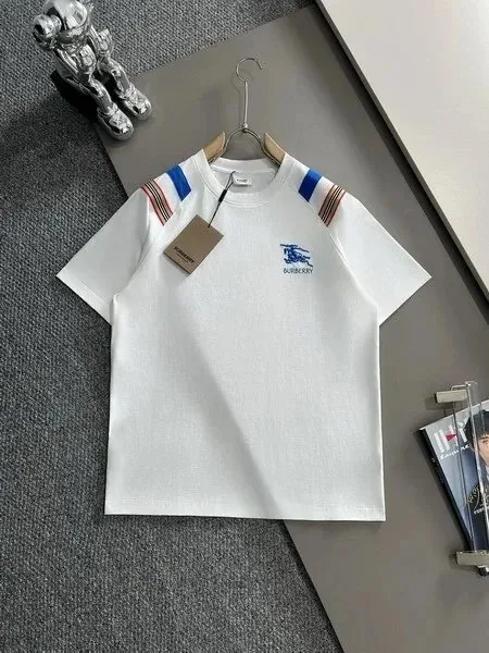 T-Shirt — Photo 14