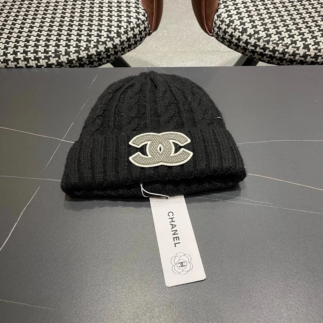 Knit Beanie — Photo 6