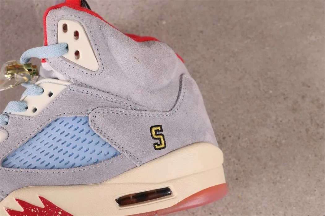 Air Jordan 5 Ice Blue — Photo 14