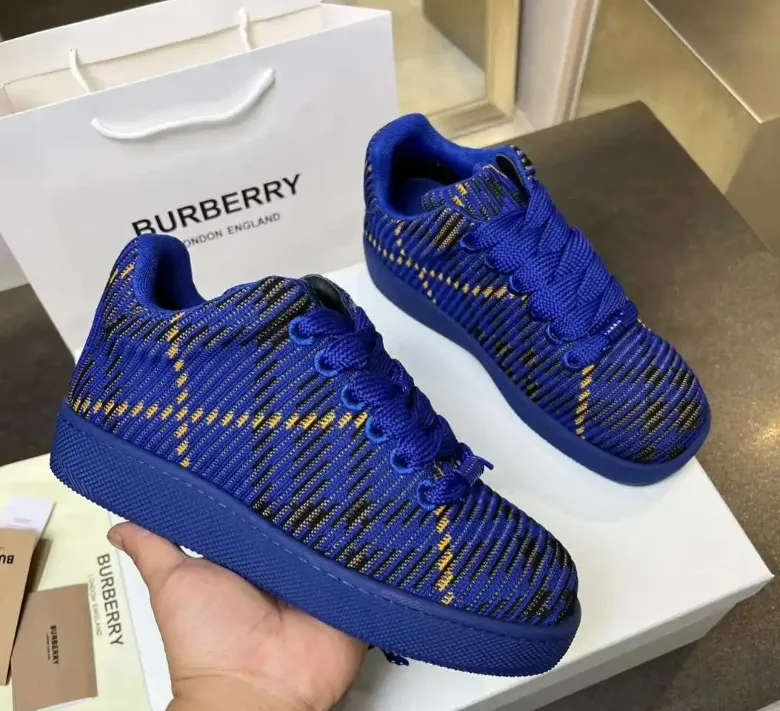 Burberry Vintage Check Sneaker White Athletic Sneakers — Photo 12