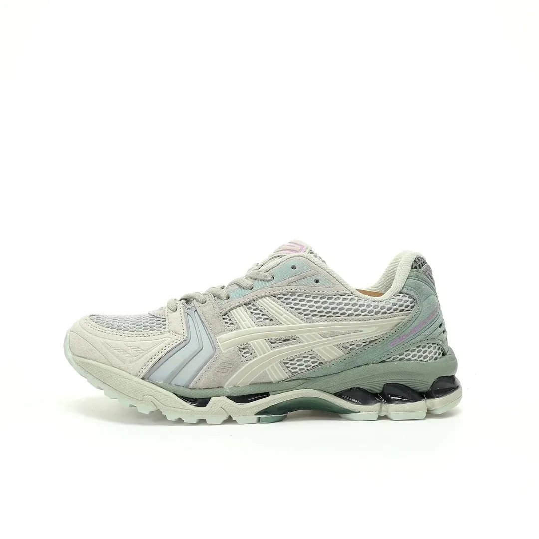 Asics Gel-NYC White Low-Top Sneakers — Photo 11