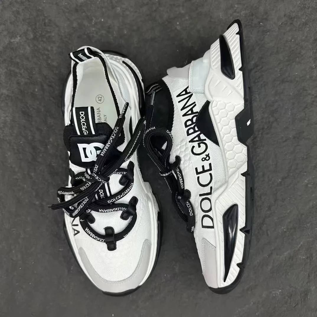 Dolce & Gabbana & Grey Sneakers — Photo 15