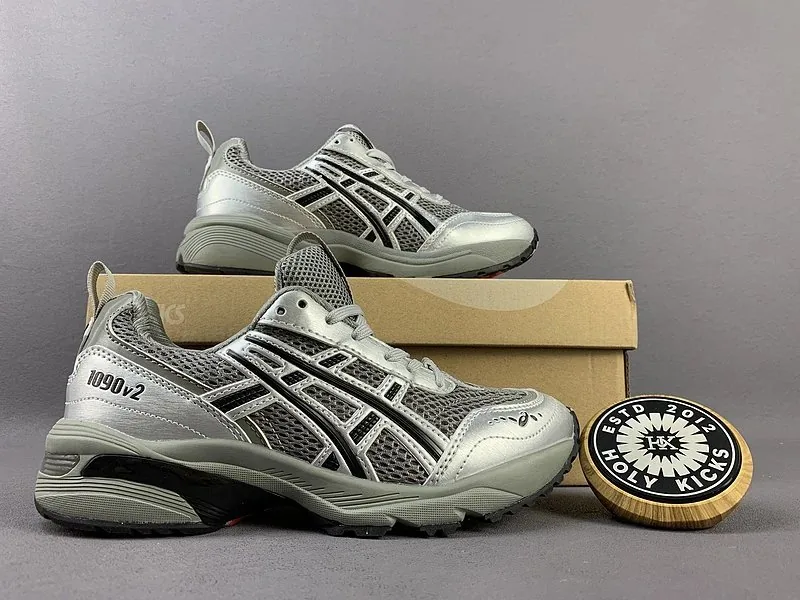 Asics Gel-Lyte III Grey Low-Top Sneakers — Photo 4