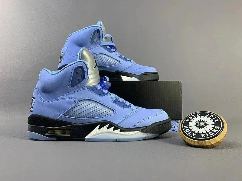 Jordan 5 Black Low-Top Trainers — photo 8