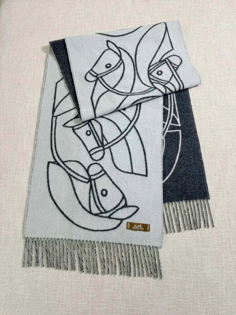 Equestrian Interlock Cashmere Scarf — Photo 8