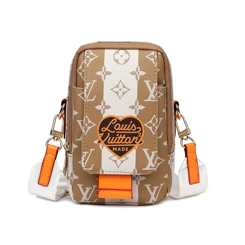 Louis Vuitton Women's Bag — Photo 3