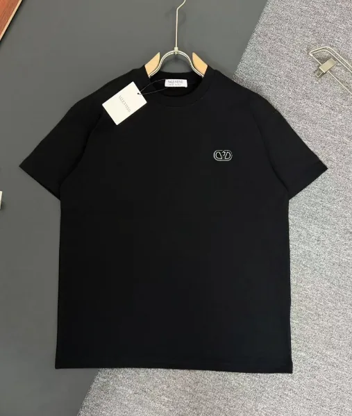 Short-Sleeve Tee — Photo 4