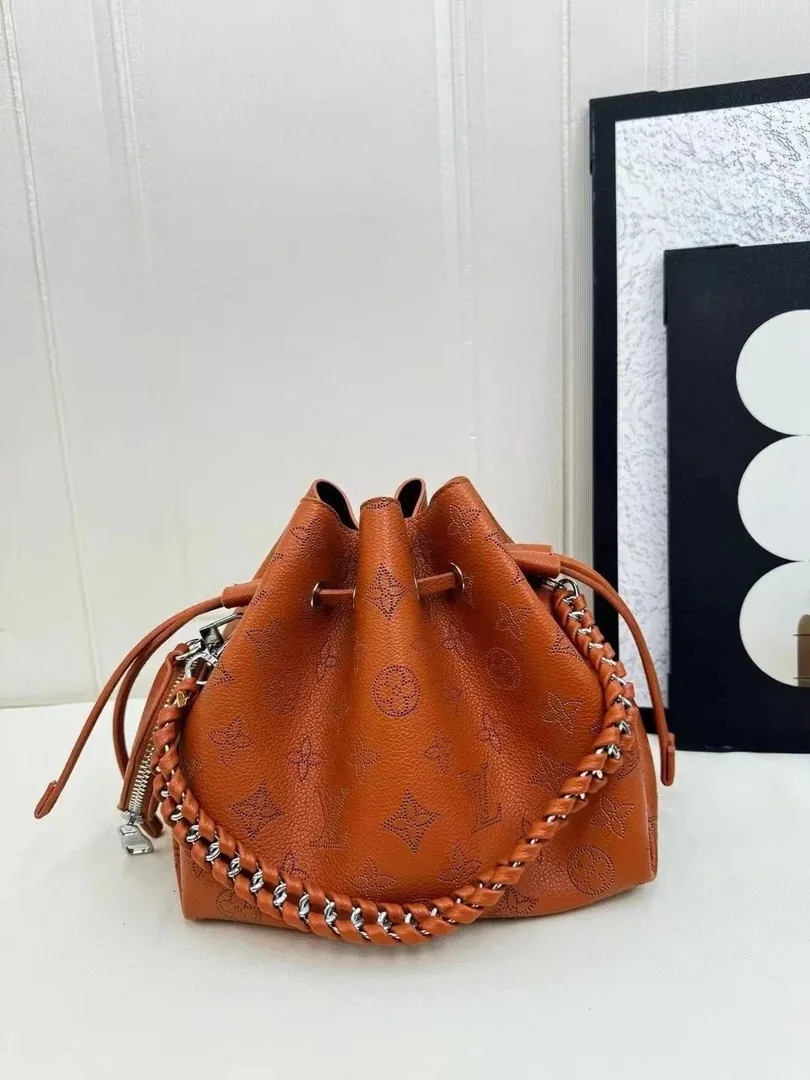 Handheld Crossbody Bag — Photo 10