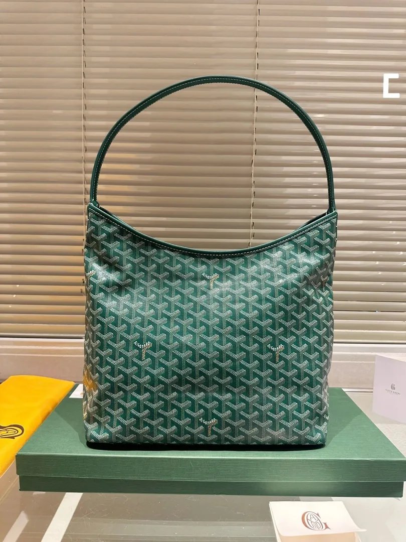 Goyard Hobo Bag — Photo 2
