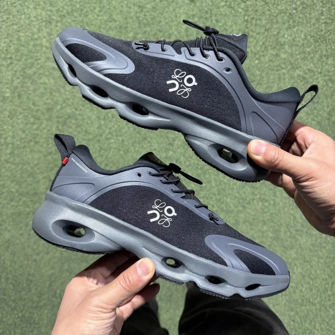 On Cloudsolo Collaboration Sneakers — photo 12