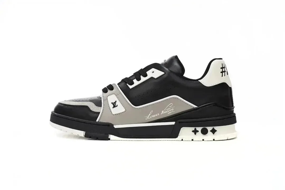 Louis Vuitton LV Trainer White Street Runners — Photo 12
