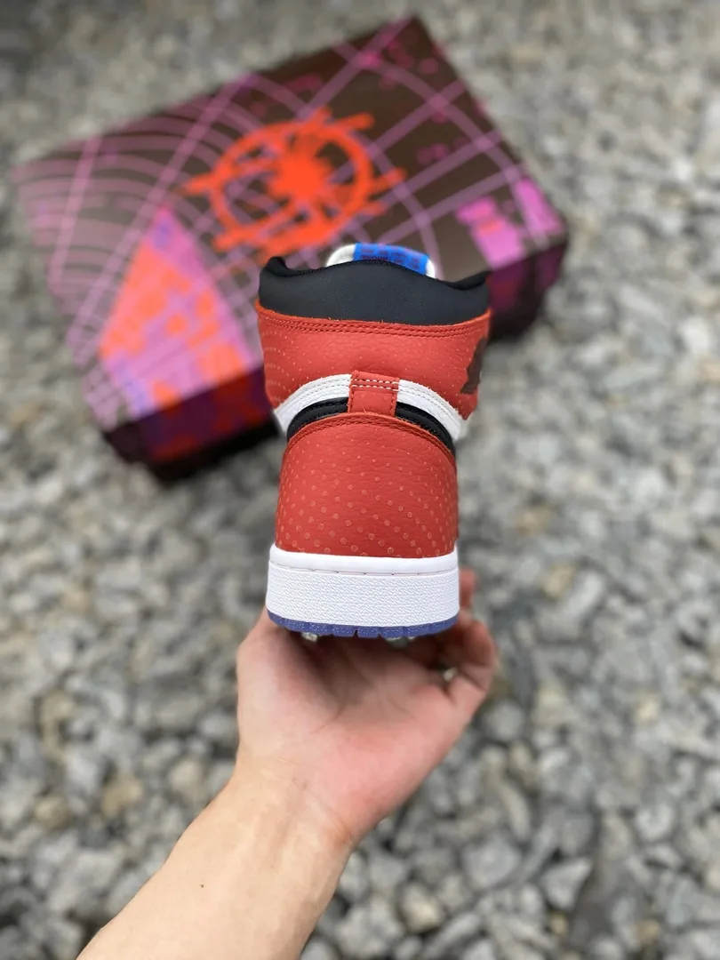 Air Jordan 1 Spider-Man Red — Photo 14