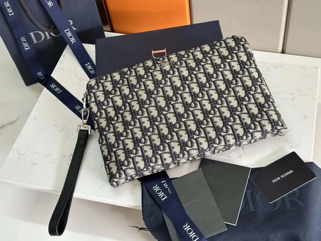 Dior Leather Clutch Bag — photo 3