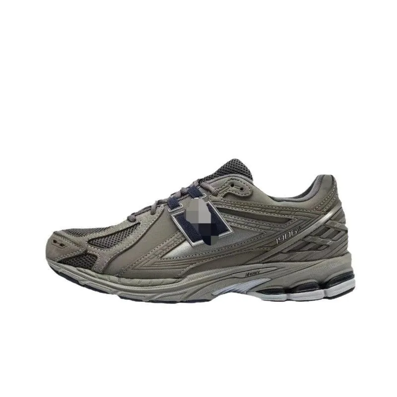 New Balance 1906R Runners — Photo 5
