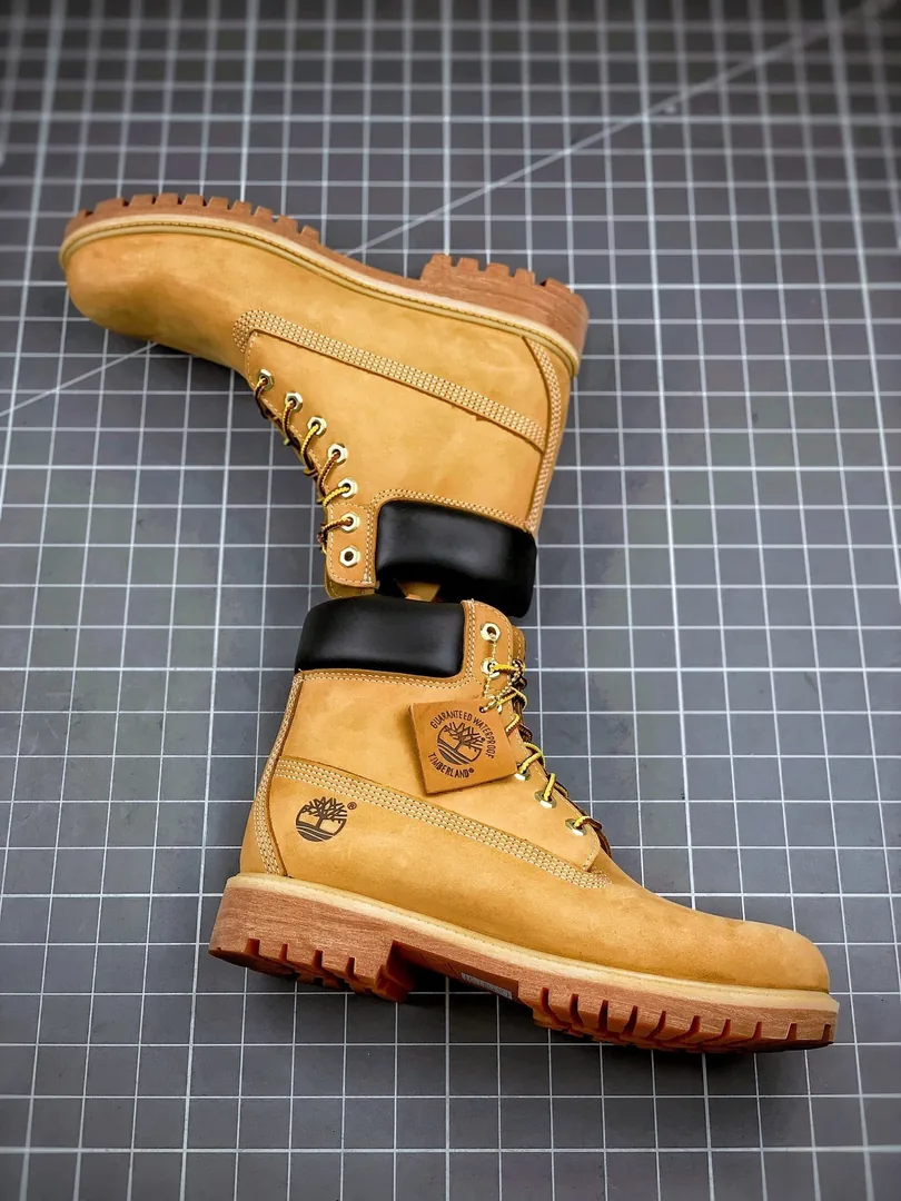 Timberland 6-Inch Premium Boot Wheat Brown Lace-Up Boots — Photo 4