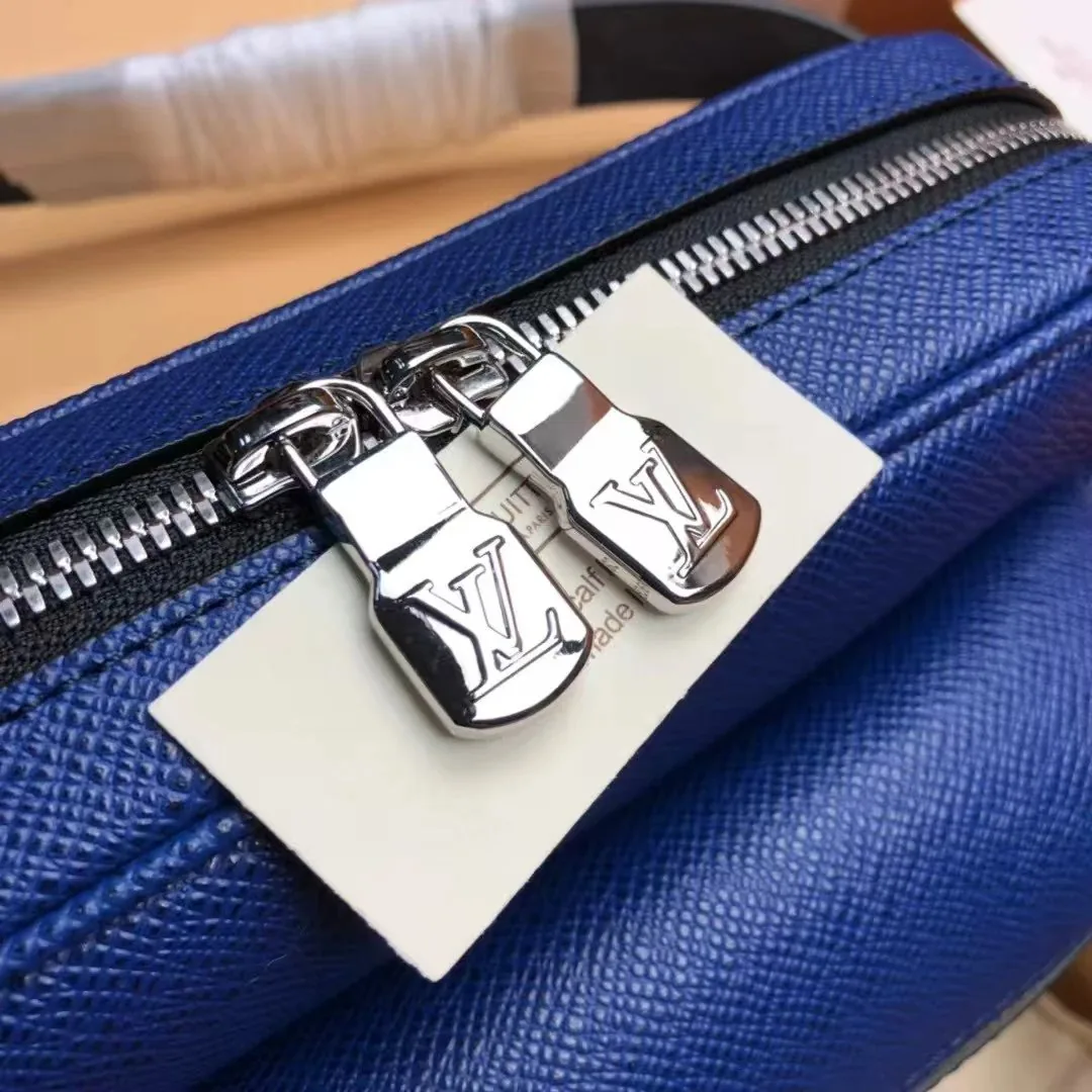 Louis Vuitton Outdoor Messenger Monogram — QC