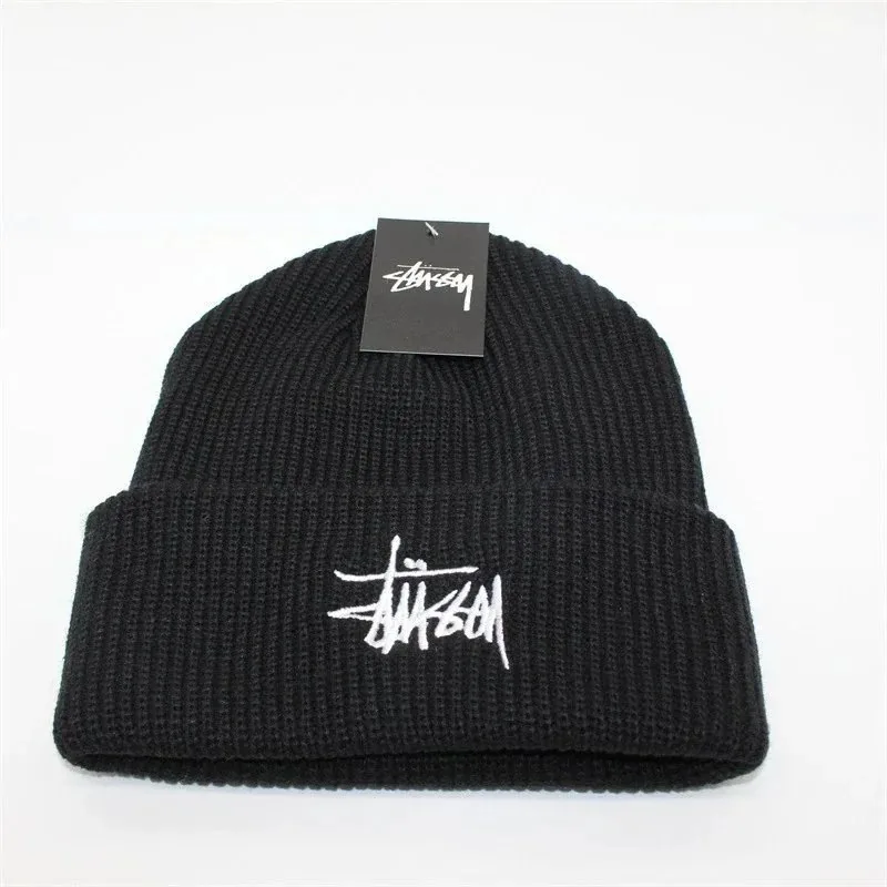 Script Logo Embroidered Beanie — Photo 6