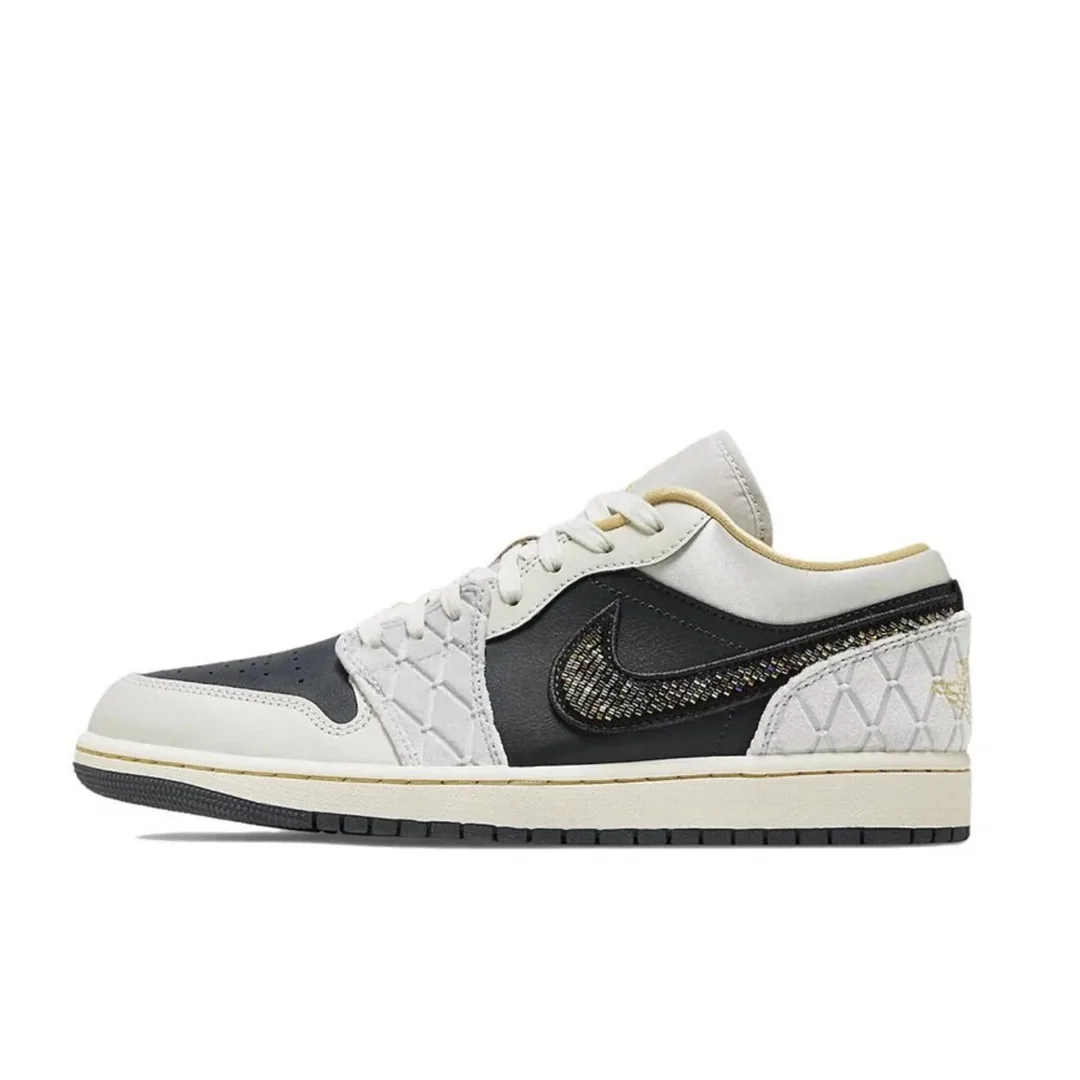 Air Jordan 1 Low White — QC