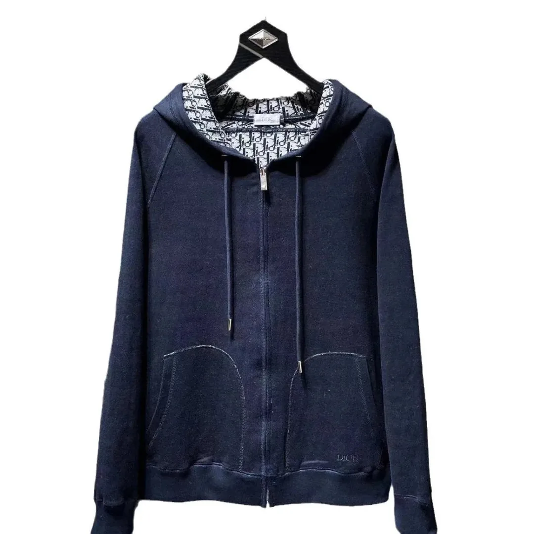 Streetwear Pullover Hoodie — QC