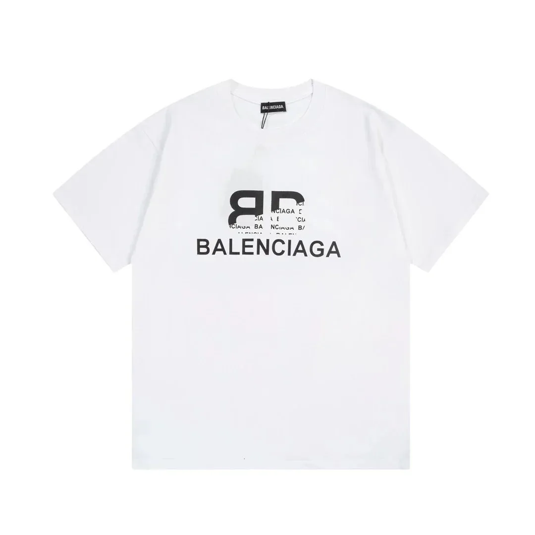 Balenciaga T-Shirt — Photo 15