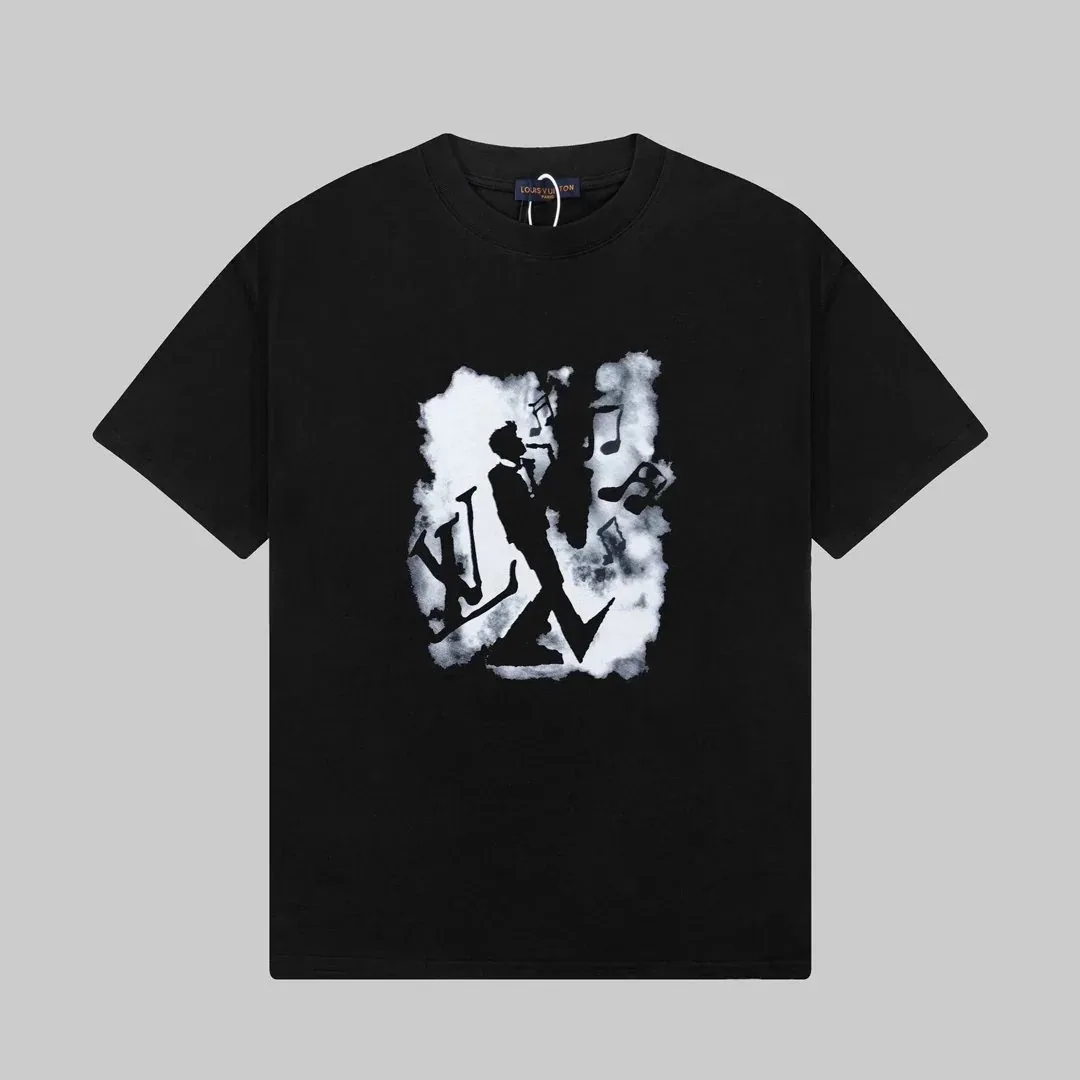 Louis Vuitton Rabbit Print T-Shirt — Photo 8