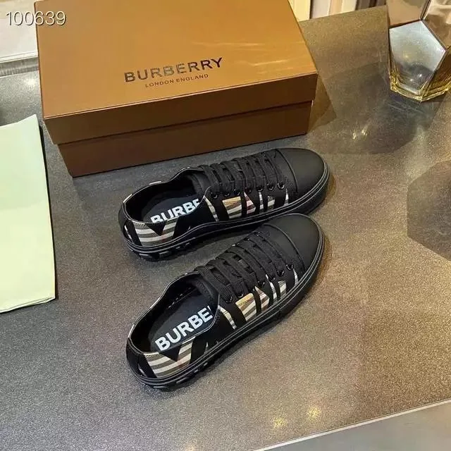 Burberry White Plain Low-Top Sneakers — Photo 8