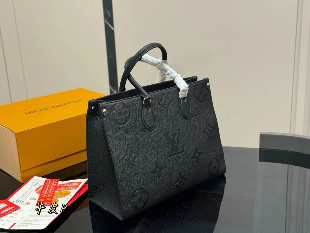 Louis Vuitton OnTheGo Leather Tote — photo 2