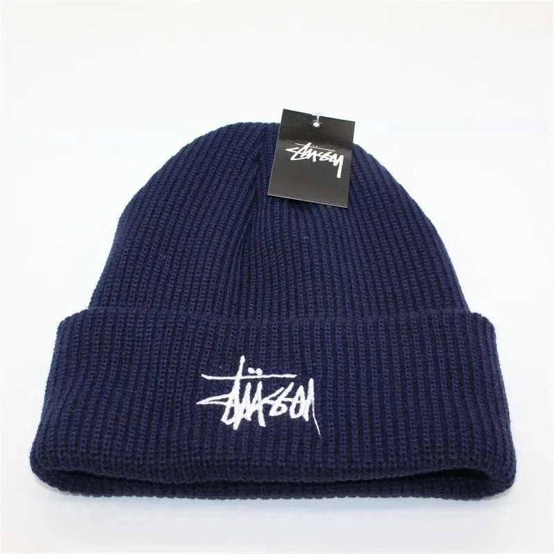 Script Logo Embroidered Beanie — Photo 14